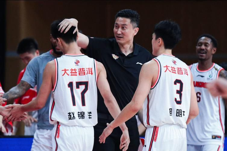 小林正义脱口道：没问题。